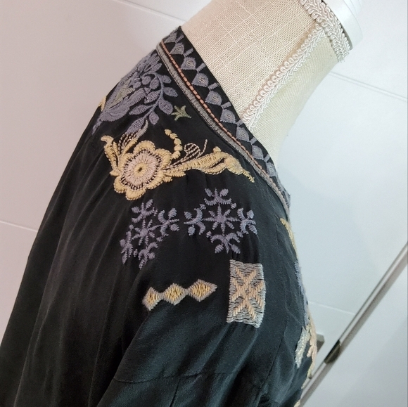 Johnny Was Embroidered Mrunal Long Sleeve Silk Tunic Size XXL - Picture 11 of 15